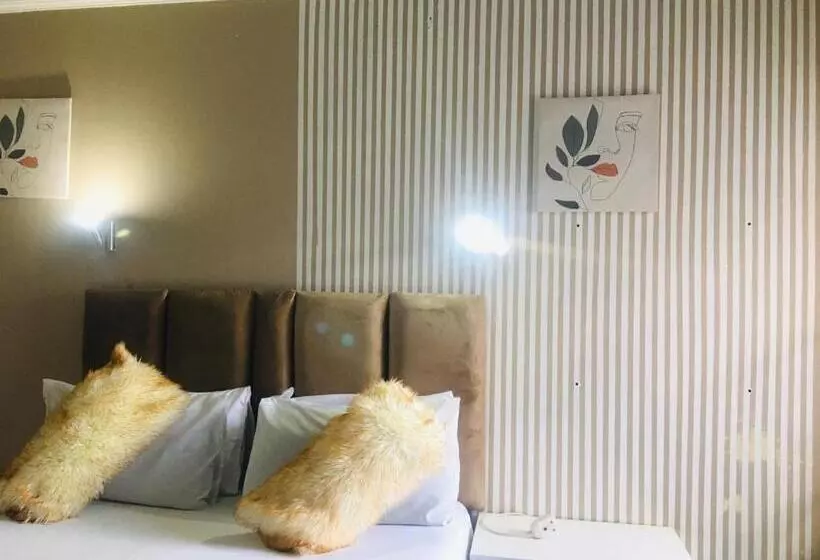ペンション Mavi Guest House