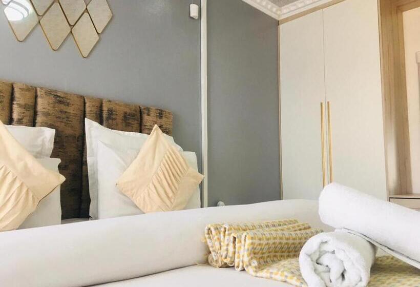 پانسیون Mavi Guest House