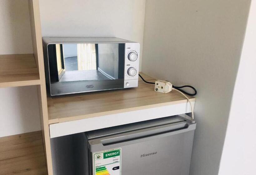 پانسیون Mavi Guest House