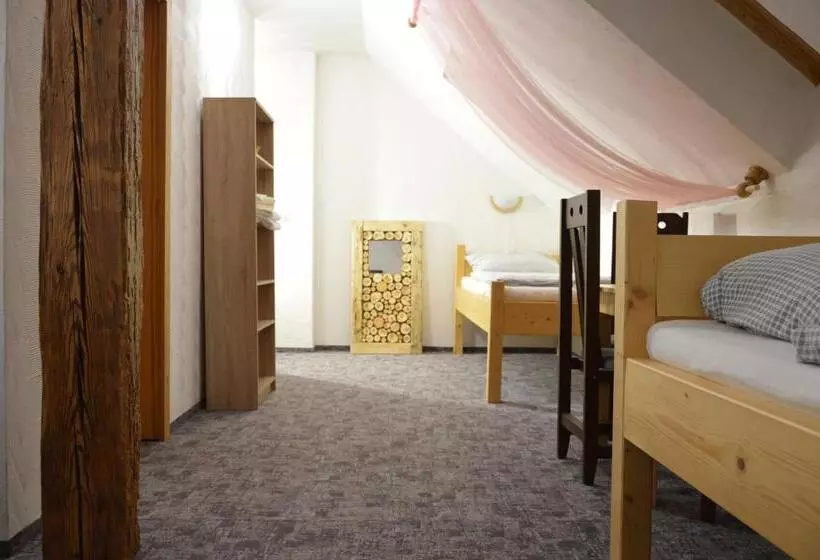 Majatalo Statek 3 Wellness & Spa