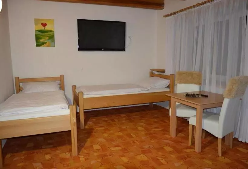 Majatalo Statek 3 Wellness & Spa
