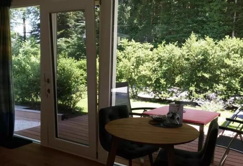 ペンション Woodlounge