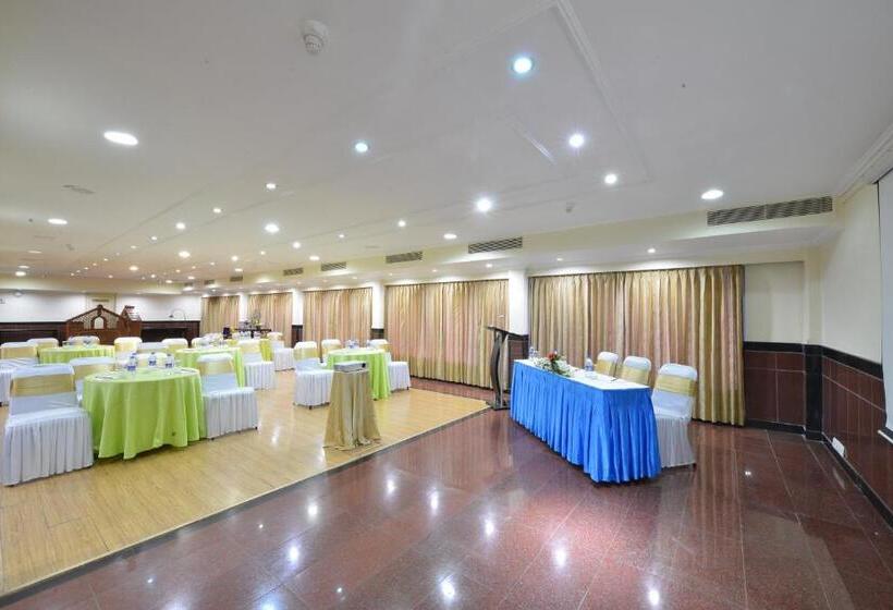 Srm Hotel Maraimalai Nagar Chennai