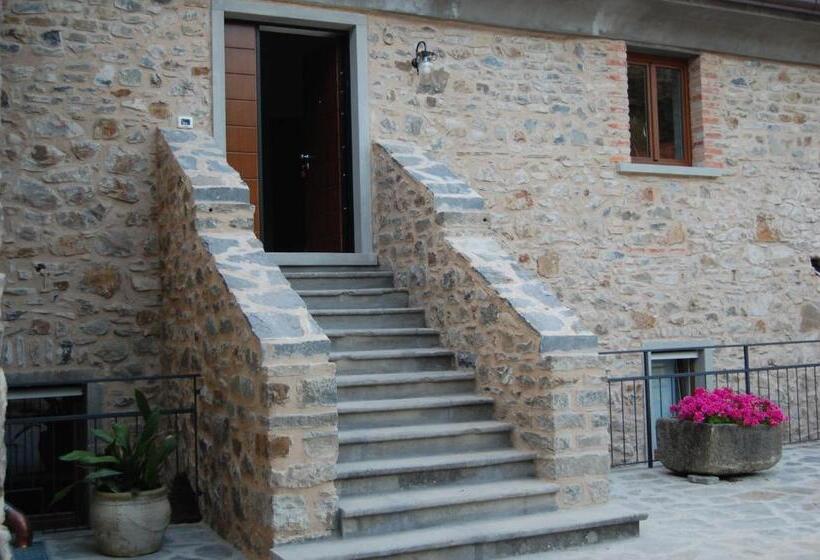 בית מלון כפרי Agriturismo Lucchettiferrari