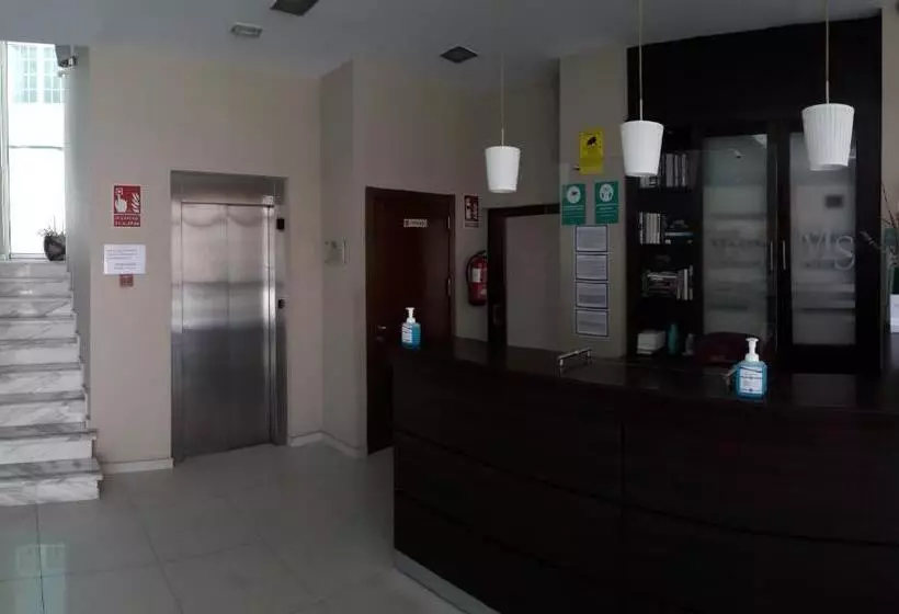 ホテル Alda Barraña Playa