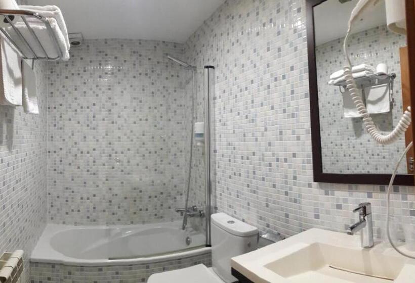 فندق Alda Barraña Playa