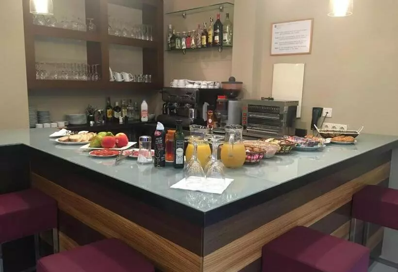 ホテル Alda Barraña Playa