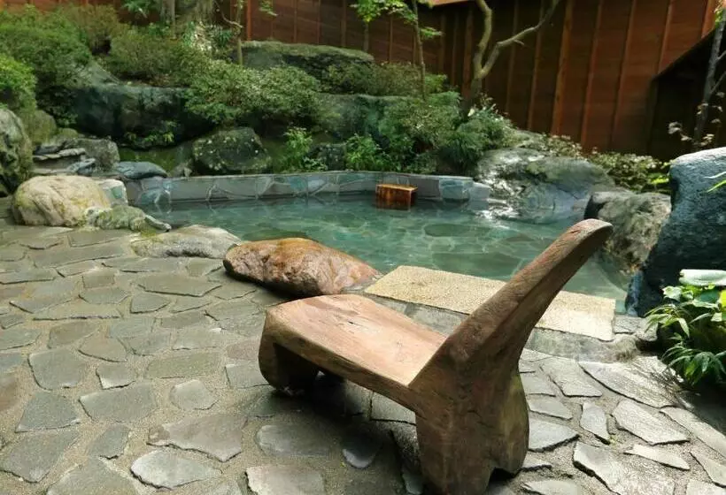 Majatalo 小さなホテルセラヴィ