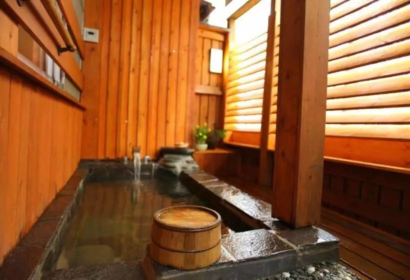 Majatalo 小さなホテルセラヴィ