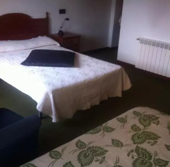 پانسیون Habitaciones López Azcona