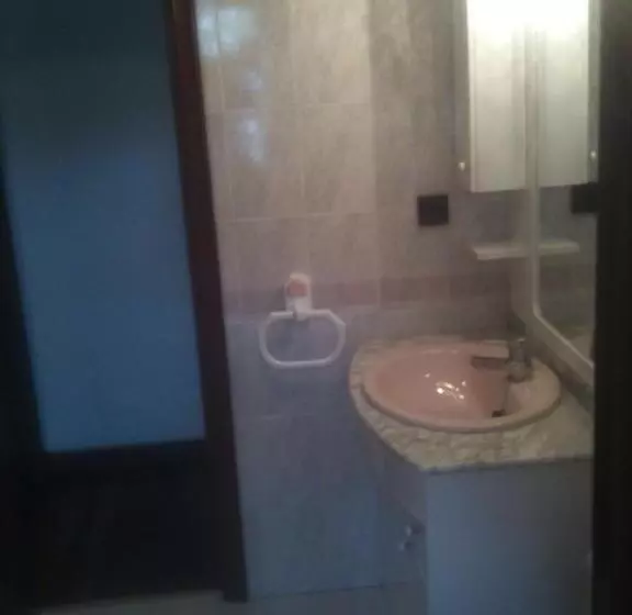 پانسیون Habitaciones López Azcona