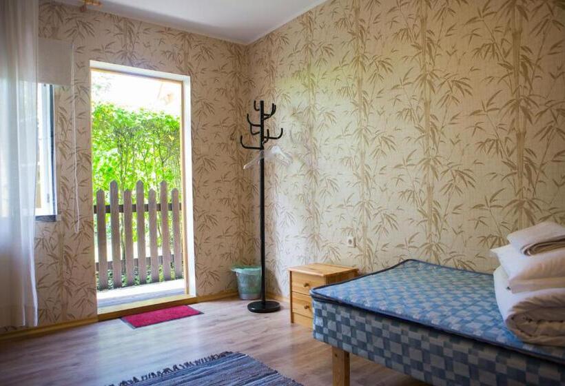 پانسیون Rannapargi Housing