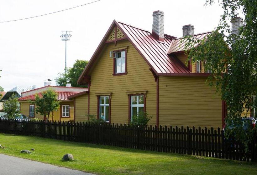 پانسیون Rannapargi Housing