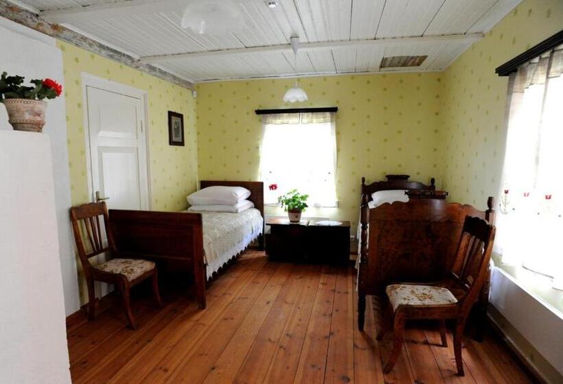 پانسیون Stay At Lithuanian Folk Museum