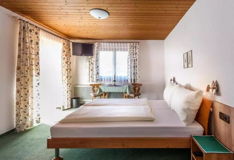 Majatalo Gästehaus Erler