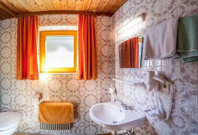 Majatalo Gästehaus Erler