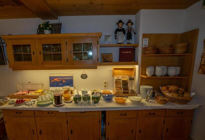 ペンション Gästehaus Erler