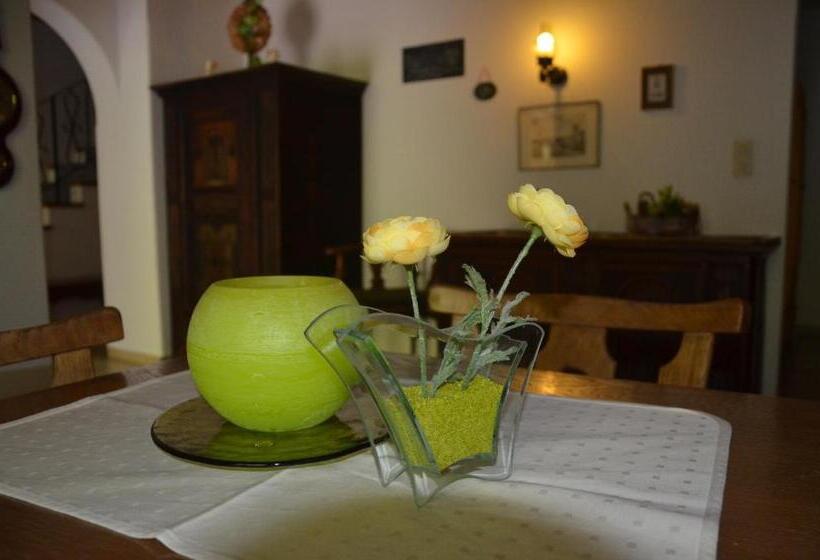 ペンション Gästehaus Erler