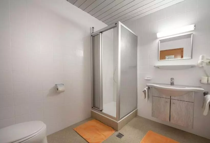 Majatalo Gästehaus Erler