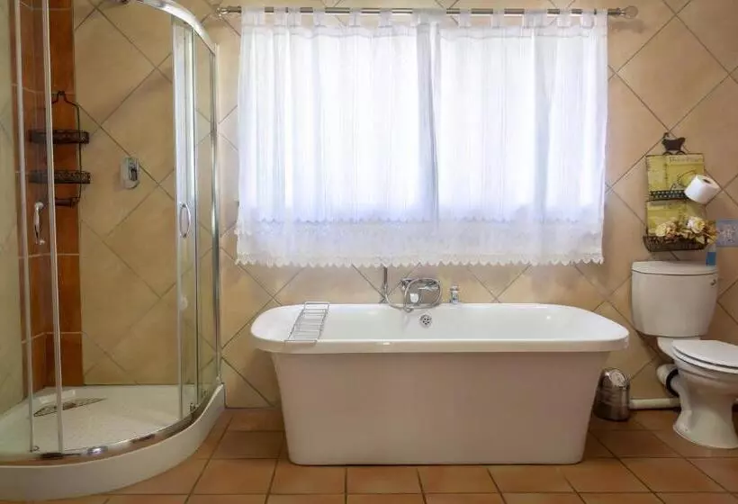 ベッドアンドブレックファースト Mistique Waters Guesthouse