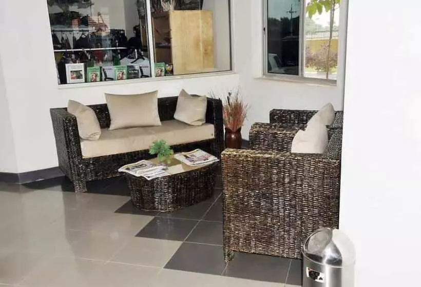Central Inn Hotel Entebbe