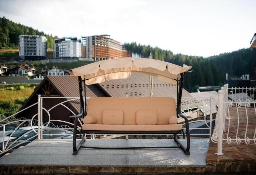 Chevalier Hotel & Spa