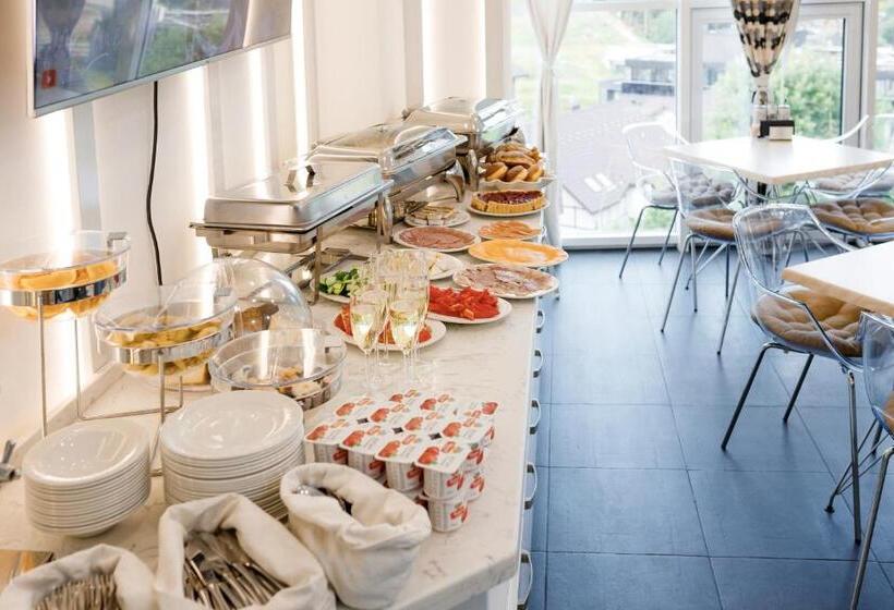 Chevalier Hotel & Spa