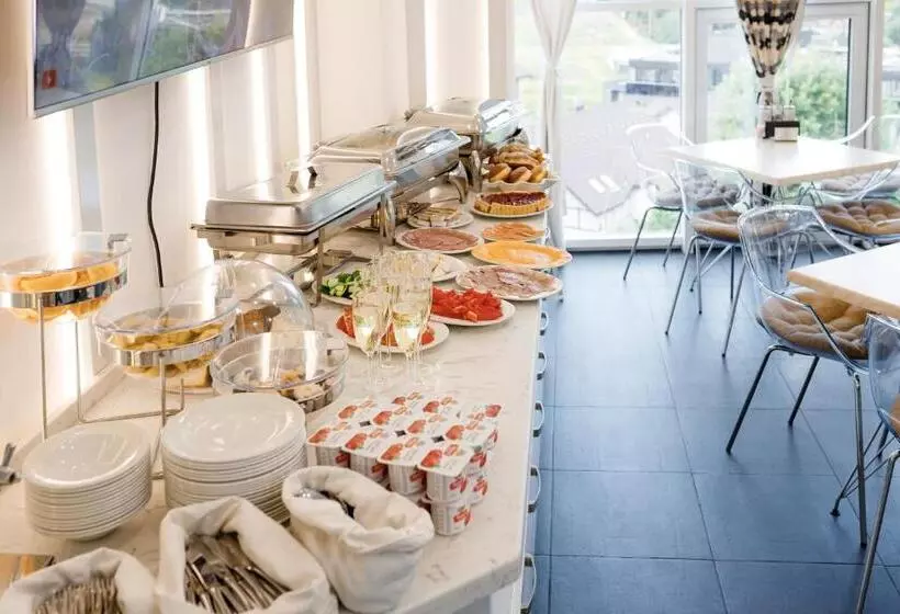 Chevalier Hotel & Spa