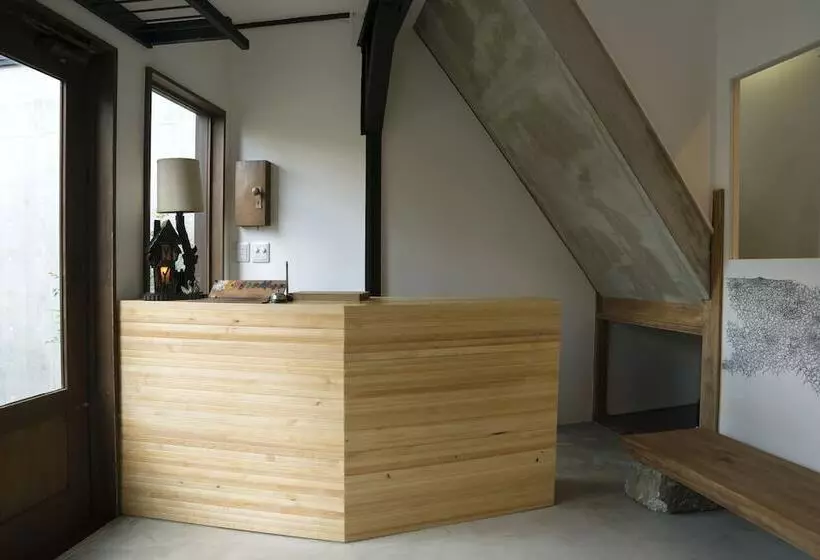 Hostel Yuigahama & Soba Bar