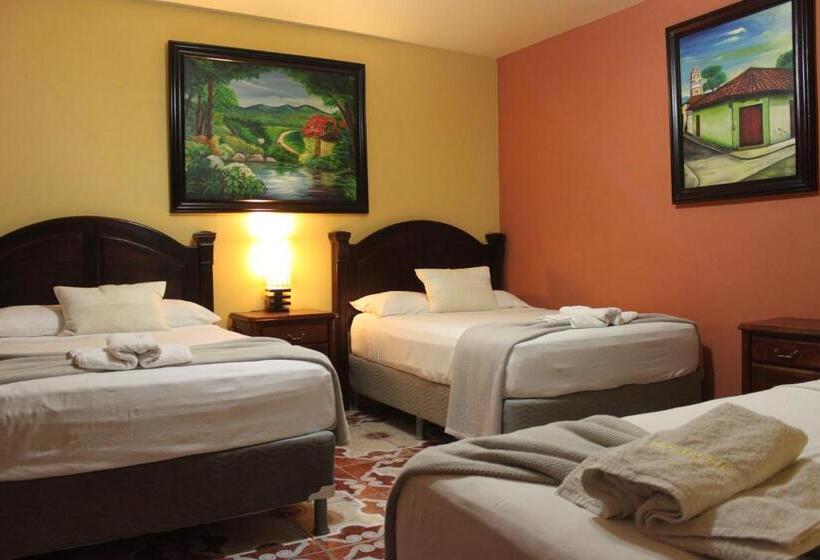 هتل Guardabarranco