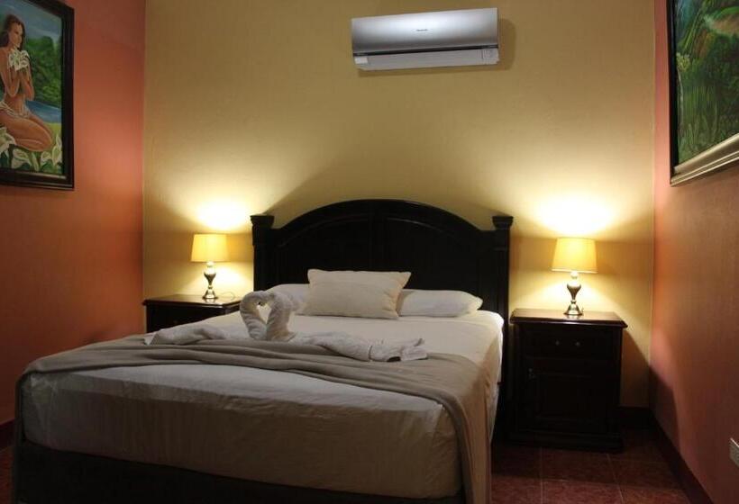 هتل Guardabarranco