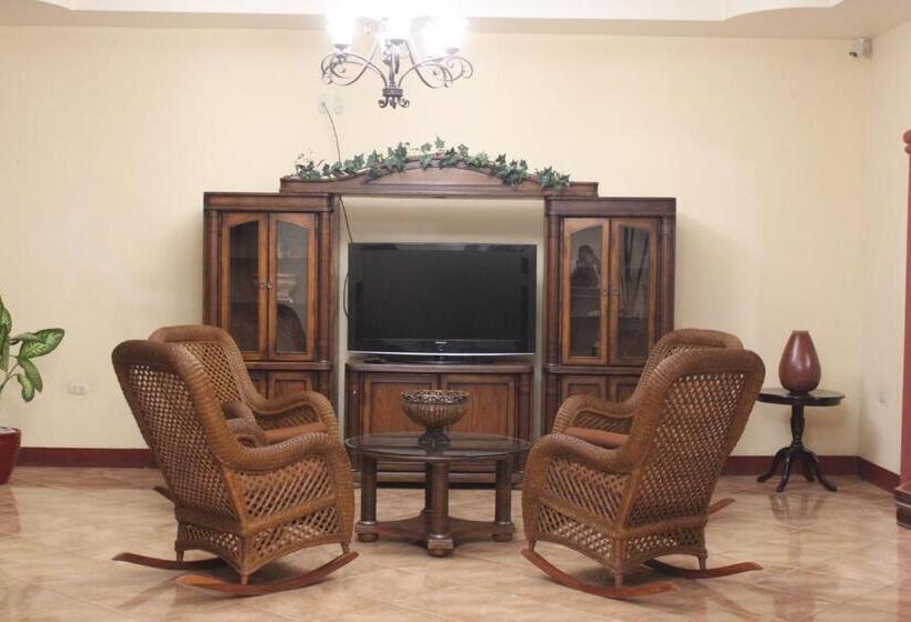 هتل Guardabarranco