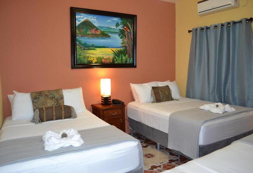 هتل Guardabarranco