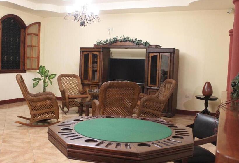 هتل Guardabarranco