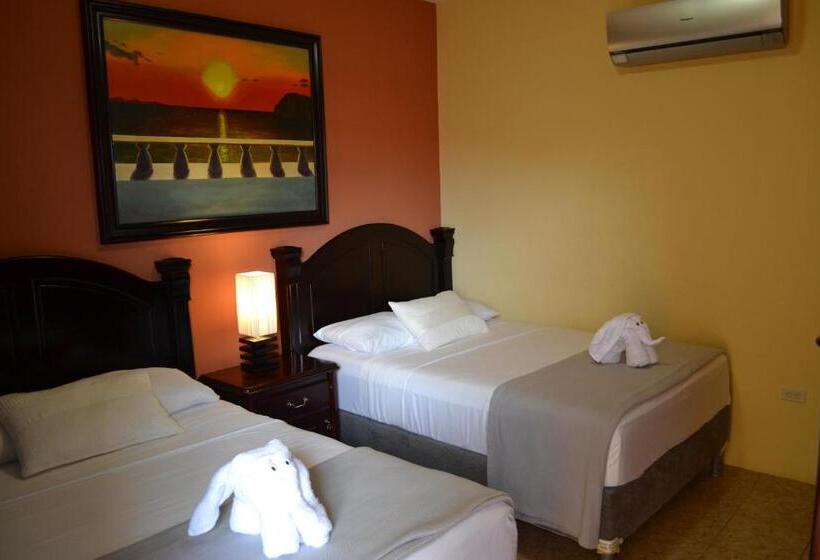 هتل Guardabarranco