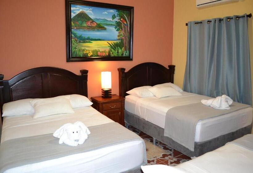 هتل Guardabarranco