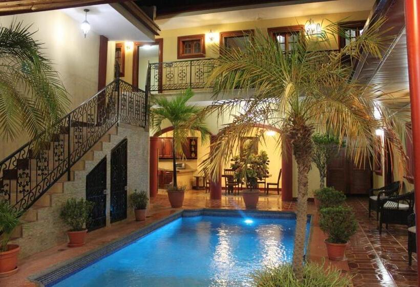 هتل Guardabarranco