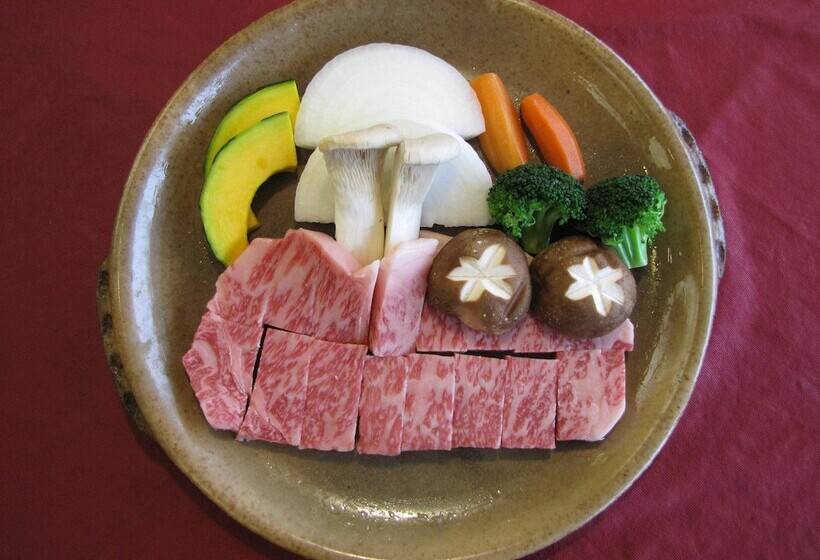 Hotelli Kusatsu Green Park Palace