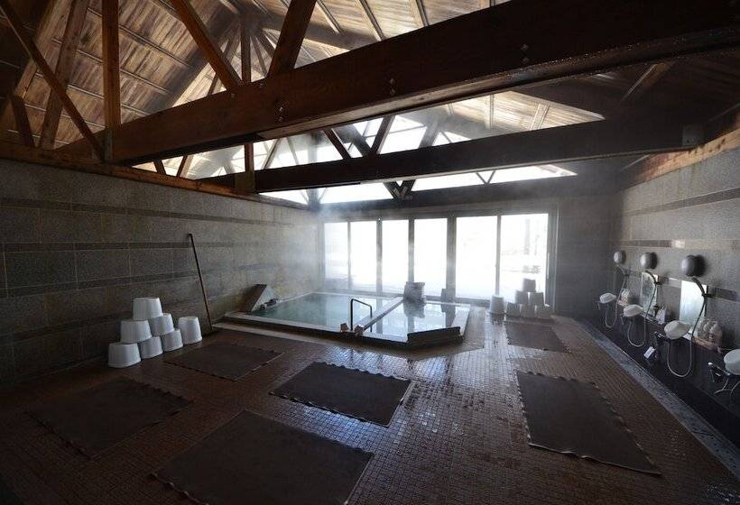 Hotelli Kusatsu Green Park Palace