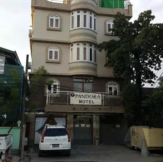 Pandora Motel
