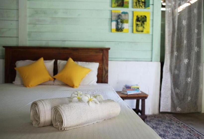 هاستل Sun Wind Beach Kalpitiya Kite Resort