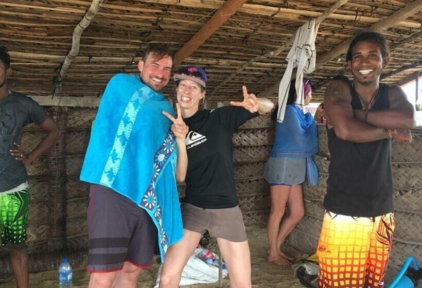 هاستل Sun Wind Beach Kalpitiya Kite Resort