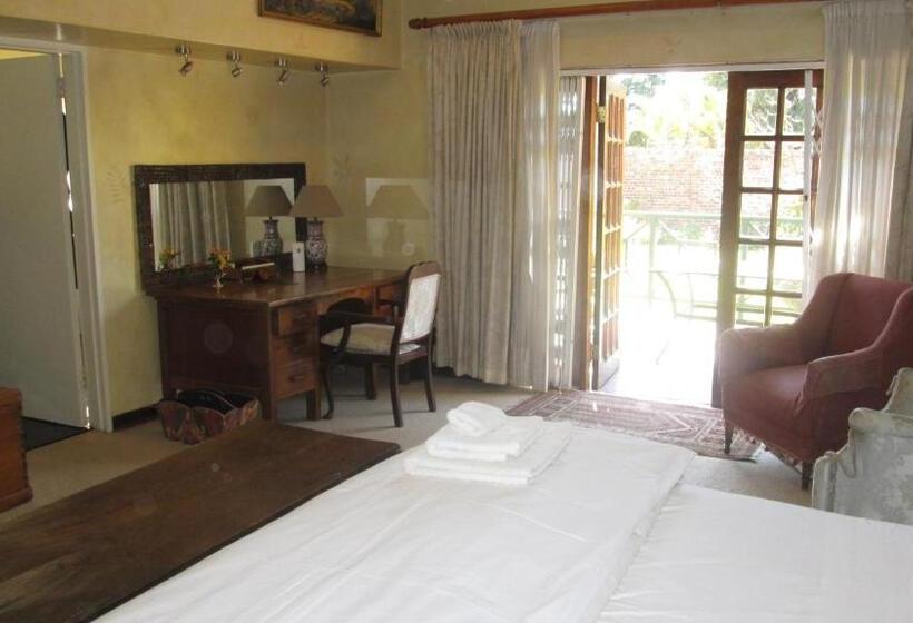 تختخواب و صبحانه 12 Fleetwood