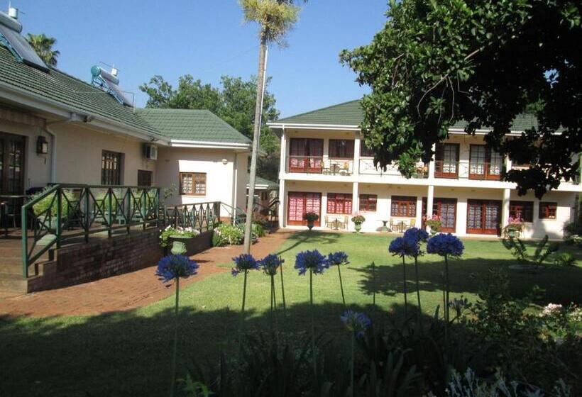 تختخواب و صبحانه 12 Fleetwood