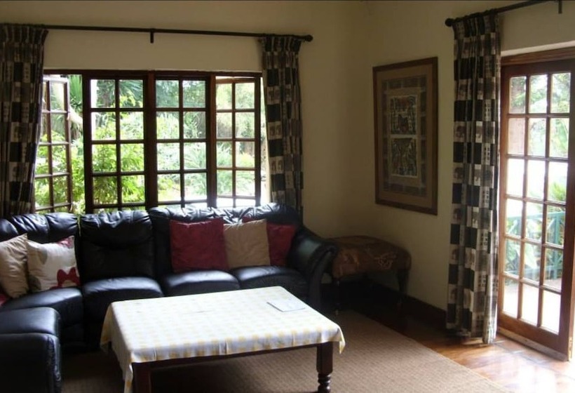 تختخواب و صبحانه 12 Fleetwood