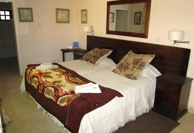 تختخواب و صبحانه 12 Fleetwood