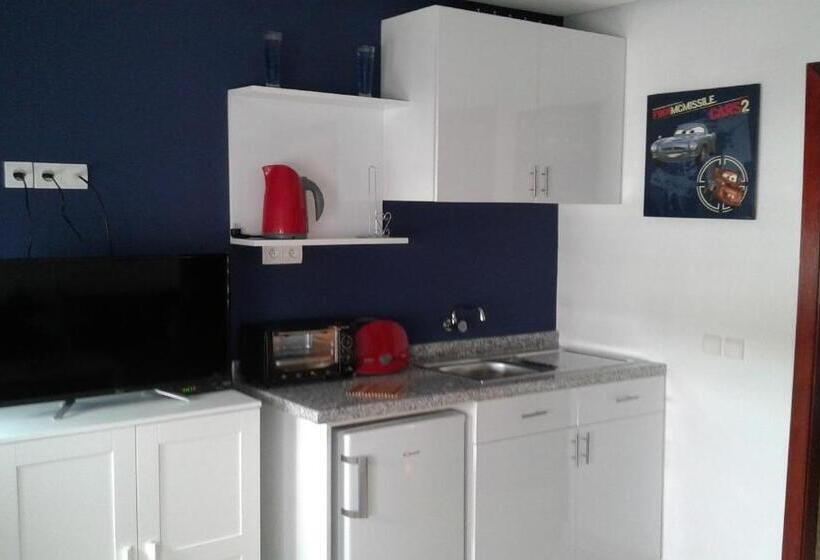 Bed and Breakfast Studios Taha