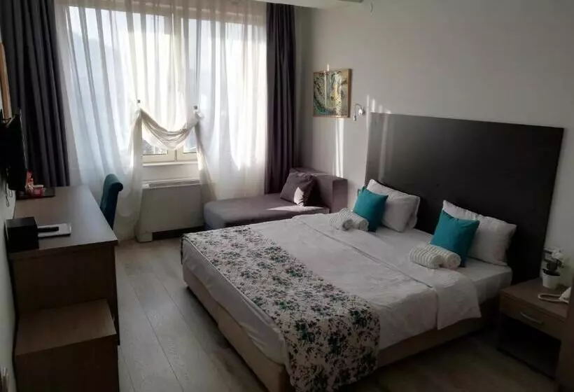 هتل Atlas City Center
