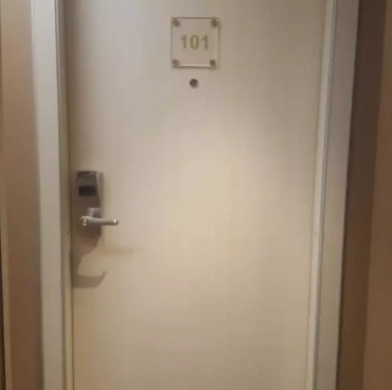 هتل Hôtel M Lys