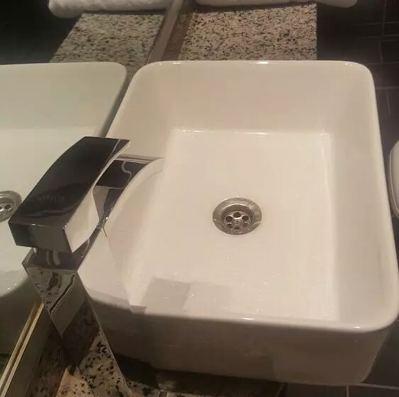 هتل Hôtel M Lys